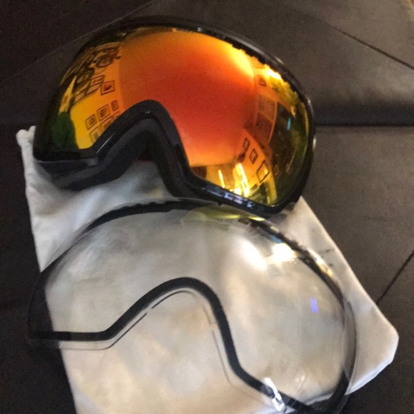 Anon Snow Goggles - Picture 2 of 2